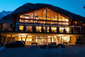 Grand Hotel Courmayeur Montblanc by R Collection Hotels, Courmayeur