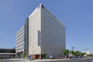 Comfort Hotel Saga, Saga