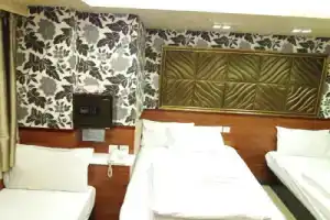 Rai Lei Hostel, Hong Kong