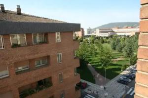 Hostal Acella, Pamplona
