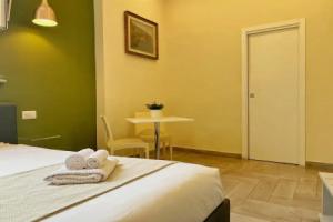 Main - Municipio, Naples