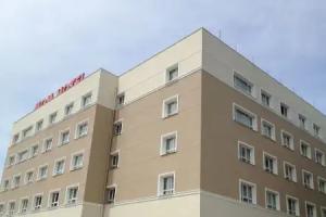 Mom Hotel, Izmir