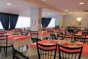 Hotel Monti, Rimini