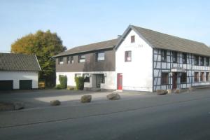 Modern Holiday Home in With Garden, Monschau