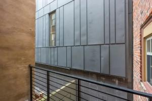Barstool Sports City Mansion w Roof Deck Hotel, Philadelphia