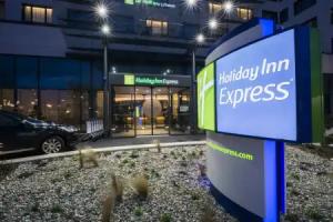 Holiday Inn Express PARIS - CDG AIRPORT by IHG, Roissy