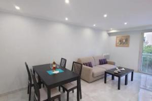 Magnifique appartement à 10mn du Palais Apartments, Cannes