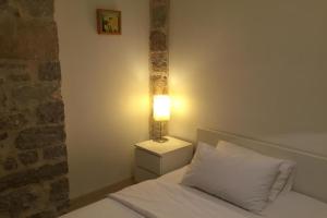 Hotel Maestral, Prvic Luka