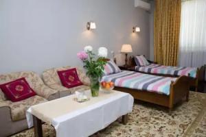 Jipek Joli Inn, Nukus