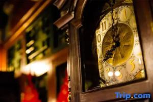 Rongfu Laozhai Hotel Close to Shichahai Scenic Area , Nanluogu Lane and Forbidden City, Beijing