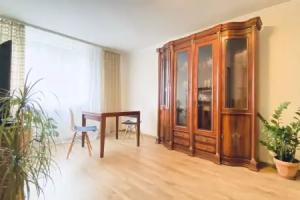 Apartment Kantiata Yellow Floor on Colonel Safronov Street, Kaliningrad