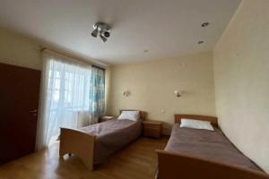 Kristall Hotel, Izhevsk