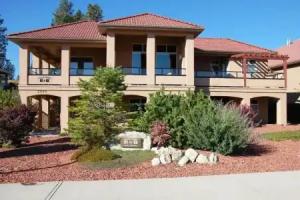 A Vacation Paradise at Quail Ridge B&B, Kelowna