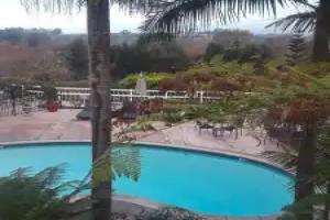 Malibu Country Inn, Malibu