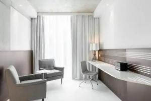 Ruby Ella Hotel Cologne, Koln