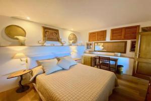 VILLA LOU Exclusive Use of Pool, Taormina
