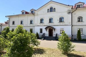 Gostinitsa pri Varnitskom monastyre, Rostov