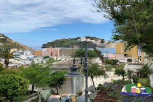 Magi - Monolocale Ponte Apartments, Ponza Village