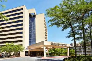 Embassy Suites by Hilton Crystal City National Airport, Arlington