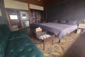 Wanderlust Inn, Fujisawa