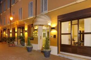 Phi Hotel Bologna, Bologna