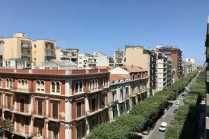 Room 110, Bari