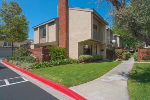 Temple of Doom - 3 Br Condo Apartments, Anaheim