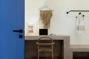 Acave Santorini Suites, Messaria