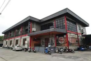 One Four Seven Hotel & Snooker Bar, Rayong City
