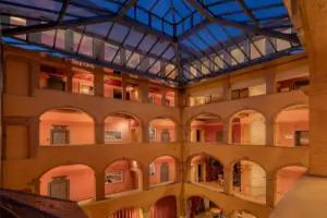 Cour des Loges Lyon, A Radisson Collection Hotel, Lyon