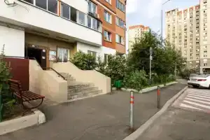 MaxRealty24 on Michurinsky 13 building 3, Moscow