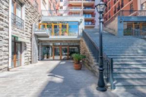 H&B apartments Queen Ketevan, Tbilisi