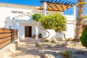 Villa Coral Aura Large Private Pool Walk to Beach A C Wifi Car Not Required Eco-friendly - 3419, Coral Bay