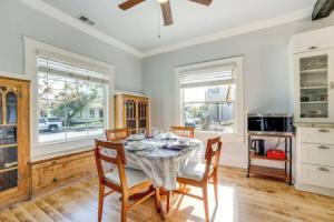 Walk to Midtown: Charming Retreat Tourist base, Reno
