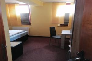 Pension Riverside in Leverkusen Hitdorf am Rhein - Zentral an der A1 Und 59, Leverkusen