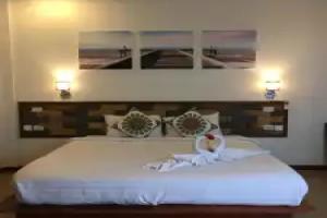 Vivi Bungalows Resort 2, Nai Harn