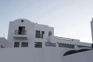 Amphitrite Suites Santorini, Messaria