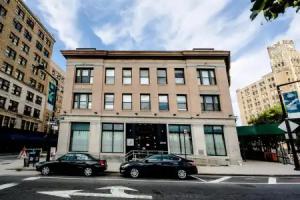 Q4 Hotel and Hostel, Queens