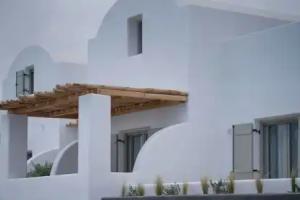 AVAL All Suite Guest house, Messaria