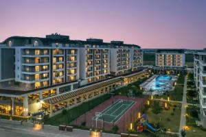 Greenwood Suites Resort, Lara