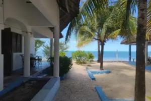 Oasis Beach Inn, Jambiani