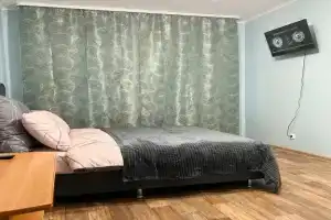 Apartments on 39B Combine Harvester Street, Perm