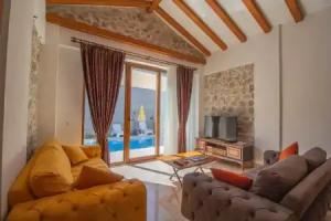 Tarzan Family Hotel, Oludeniz