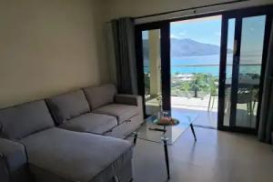 Tropical Secrets Holiday Apartments, Glacis