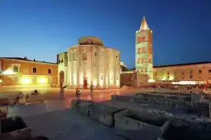 Two Modern Ground Floor Apartments With Private Terrace Near the Beach, Kozino