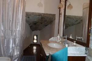 Rustic Tower Apartments, Vitorchiano