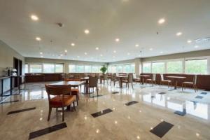 Puzzle Hotels, Russelsheim