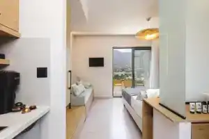 Mira Mare Luxury Residence Apart-hotel, Balion