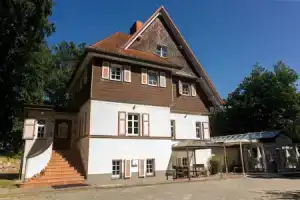 Hotel Lindequist Und Wald Hostel Sellin, Ostseebad Baabe