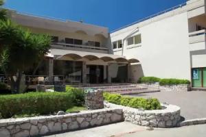 Delfinia Resort, Kolimbia